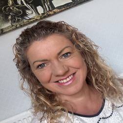 Clare Sweeney